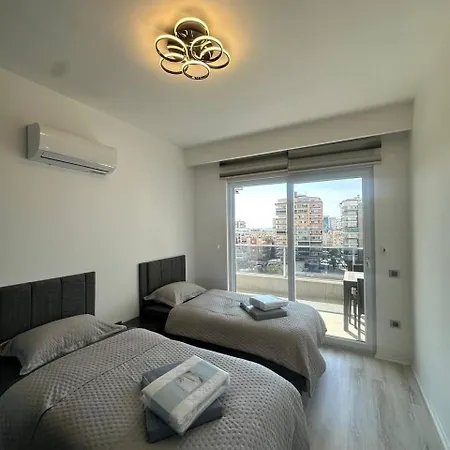 Guzel Tower 아파트